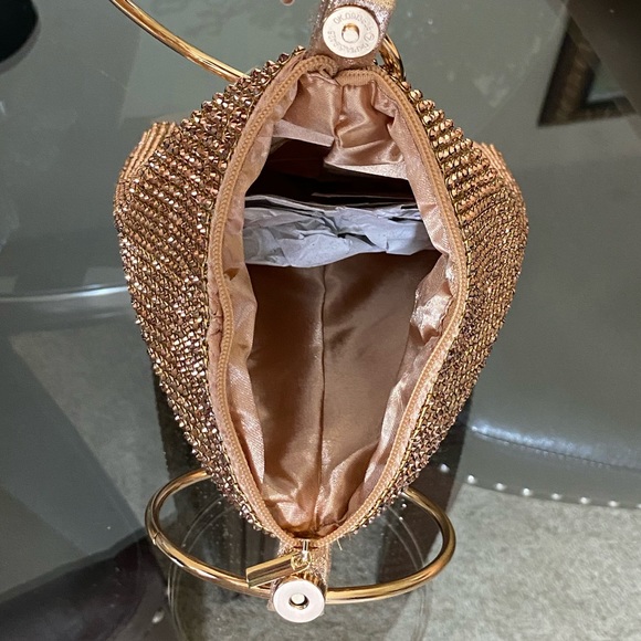 Elegant Prezzo Gold Bracelet Evening Bag New With Tags - Picture 10 of 16